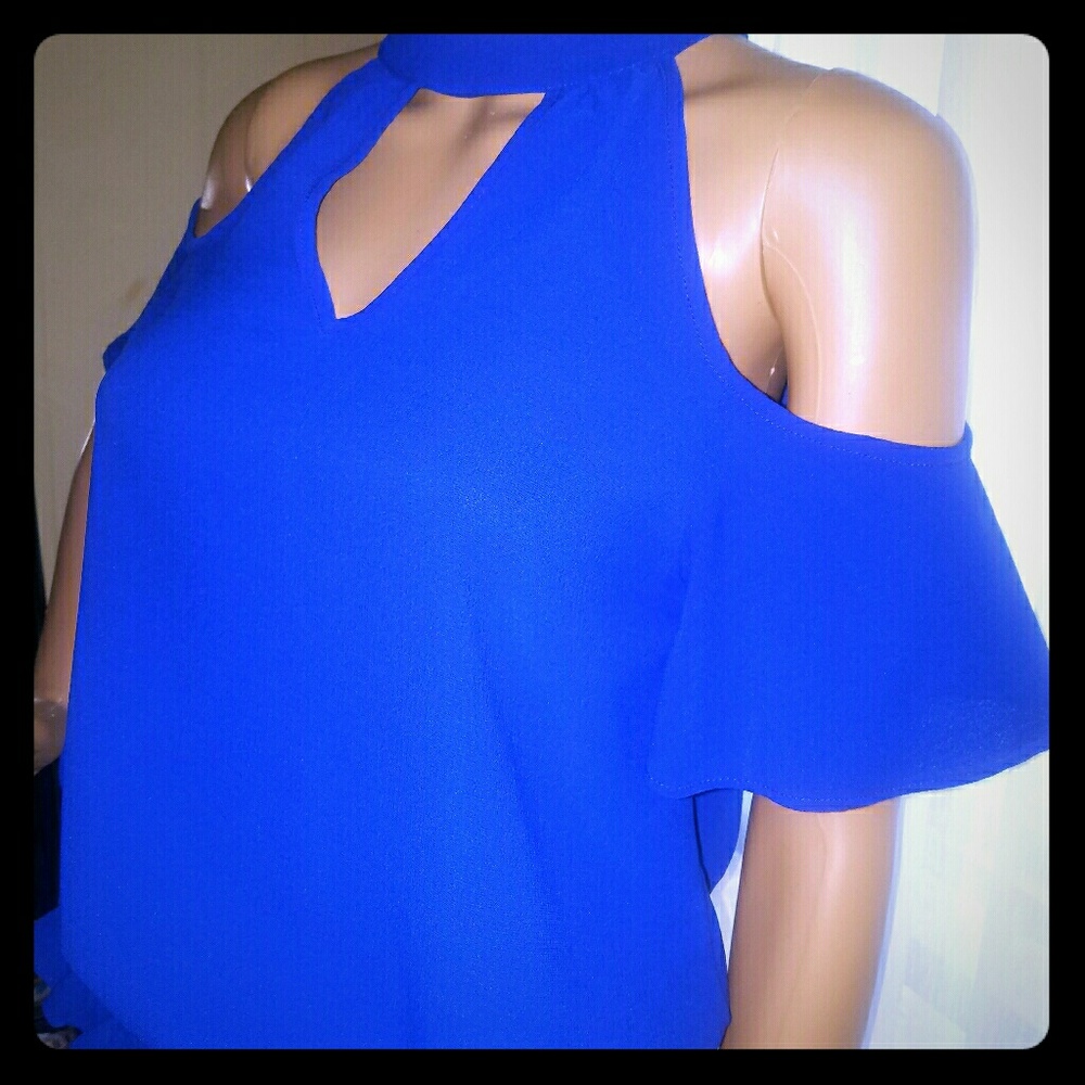 Women's blouse with open shoulder size L